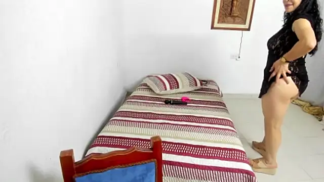 SWEETMILF HOT online show from February 16, 2026, 6:06 pm