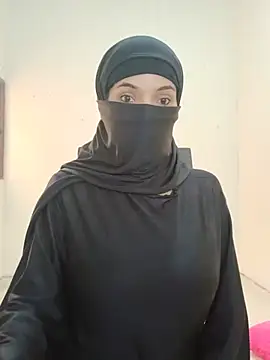 aminaa  online show from July 16, 2026, 12:46 pm