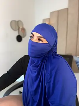 rashaaa  online show from March 13, 2026, 2:27 am