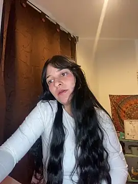 Snapshot of Abril_Thompson221 chatting on June 20, 2026, 1:10 am Abril Thompson221 online show from June 20, 2026, 1:10 am