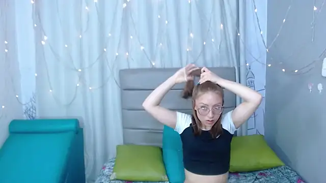 casandraroberthrs707 online show from March 20, 2026, 8:10 pm