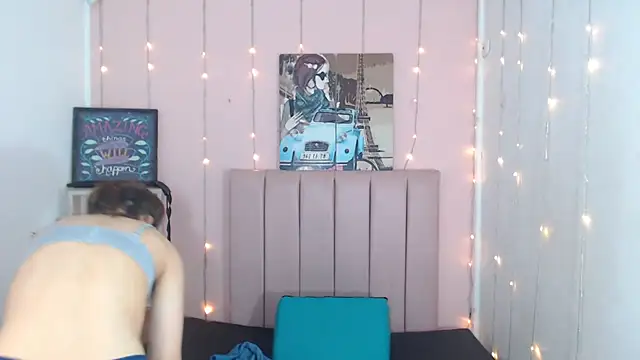 casandraroberthrs707 online show from March 6, 2026, 8:37 pm