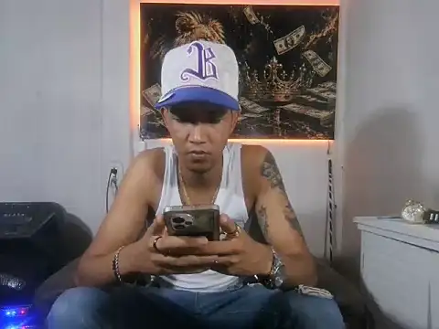 Snapshot of badboy_master chatting on June 7, 2026, 9:09 pm badboy master online show from June 7, 2026, 9:09 pm