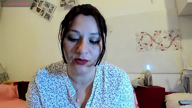 EVELYNA88 online show from July 21, 2026, 10:22 pm