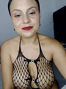 tiifany lopez online show from April 30, 2026, 10:36 pm