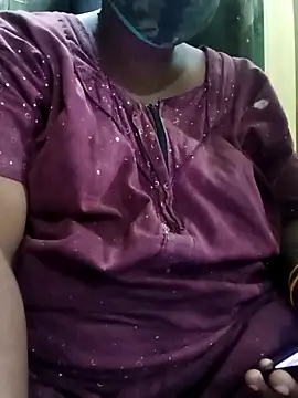 Snapshot of tamilkaviya431 chatting on March 25, 2026, 6:18 pm tamilkaviya431 online show from March 25, 2026, 6:18 pm