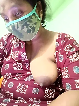 Snapshot of tamilkaviya431 chatting on March 29, 2026, 10:06 am tamilkaviya431 online show from March 29, 2026, 10:06 am