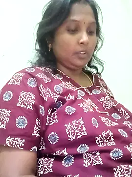 Snapshot of tamilkaviya431 chatting on March 15, 2026, 4:14 pm tamilkaviya431 online show from March 15, 2026, 4:14 pm