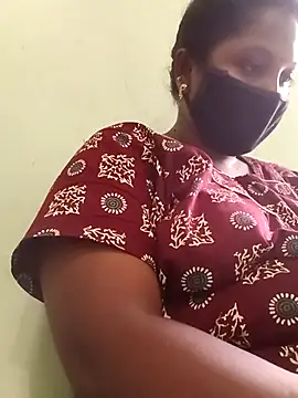 Snapshot of tamilkaviya431 chatting on March 16, 2026, 12:09 pm tamilkaviya431 online show from March 16, 2026, 12:09 pm