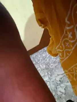 kavinisha online show from March 9, 2026, 4:27 am