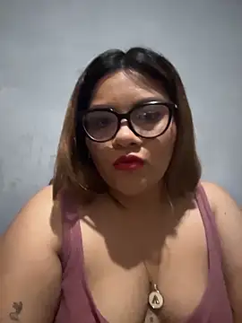 Snapshot of ludmila_x chatting on March 13, 2026, 5:34 am ludmila x online show from March 13, 2026, 5:34 am