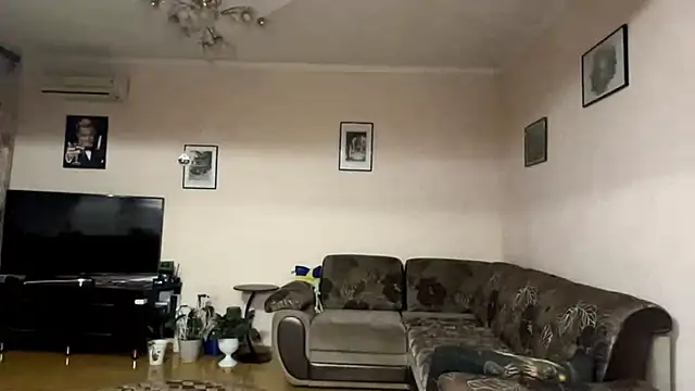 PinkTraible online show from February 28, 2026, 11:21 am