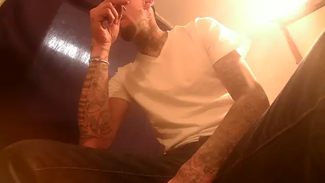 likeemilk online show from April 1, 2026, 7:00 pm