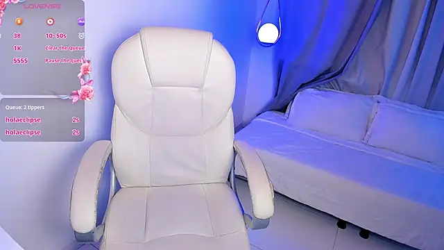 Snapshot of Irisbeel chatting on February 27, 2026, 4:12 am Irisbeel online show from February 27, 2026, 4:12 am