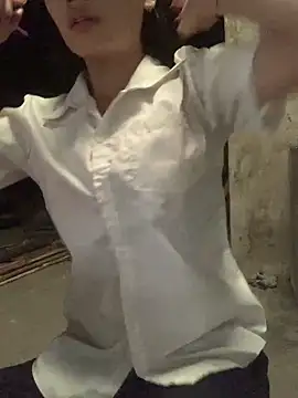 Snapshot of baeas-lan chatting on April 16, 2026, 12:00 am baeas-lan online show from April 16, 2026, 12:00 am