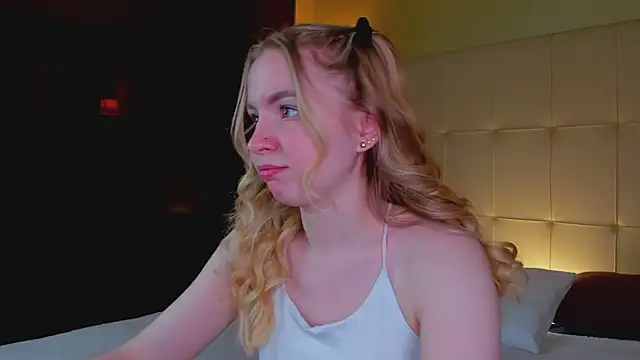 Linda  Bloom online show from April 13, 2026, 1:09 am