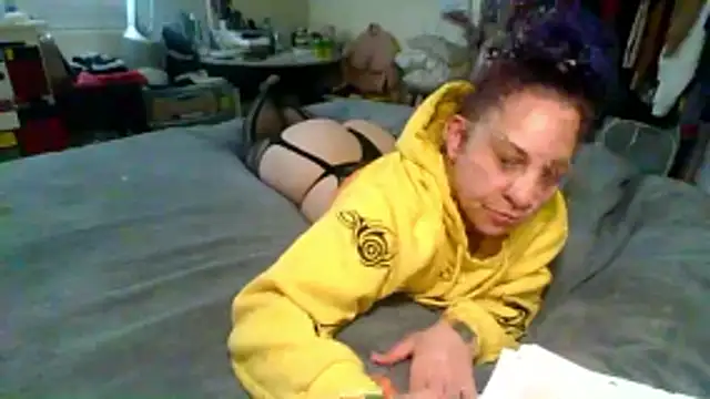 Snapshot of BrattyGirl2424 chatting on March 16, 2026, 1:26 pm BrattyGirl2424 online show from March 16, 2026, 1:26 pm