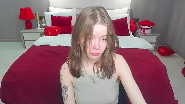 Snapshot of Violetta__Dreams chatting on March 2, 2026, 11:17 am Violetta Dreams online show from March 2, 2026, 11:17 am