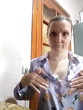 Snapshot of SusanGold9211 chatting on March 6, 2026, 9:04 am SusanGold9211 online show from March 6, 2026, 9:04 am