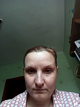 Snapshot of SusanGold9211 chatting on March 25, 2026, 9:52 am SusanGold9211 online show from March 25, 2026, 9:52 am