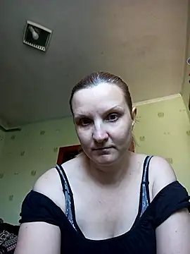 Snapshot of SusanGold9211 chatting on April 14, 2026, 7:46 am SusanGold9211 online show from April 14, 2026, 7:46 am