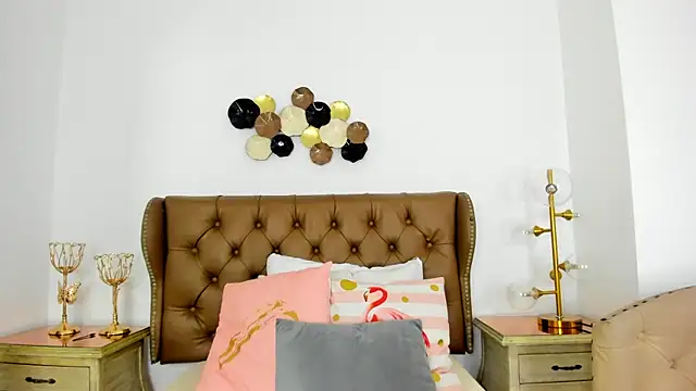 Snapshot of pinkmoon30 chatting on March 24, 2026, 11:21 am pinkmoon30 online show from March 24, 2026, 11:21 am