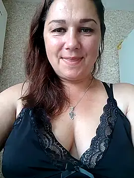 Snapshot of Susan8421 chatting on August 4, 2026, 10:31 am Susan8421 online show from August 4, 2026, 10:31 am