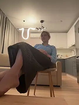 CarmenBlues  online show from February 15, 2026, 4:17 pm