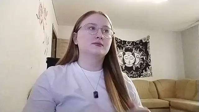 AnikaLipps online show from July 11, 2026, 1:55 pm