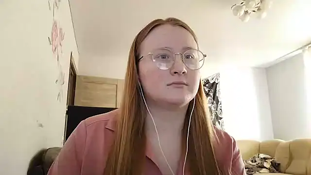 Snapshot of AnikaLipps chatting on March 22, 2026, 11:45 am AnikaLipps online show from March 22, 2026, 11:45 am