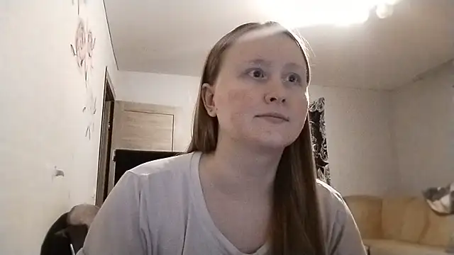 AnikaLipps online show from June 8, 2026, 1:28 am