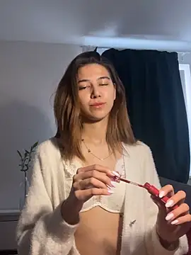 KiraVixenSweet online show from March 3, 2026, 11:39 am