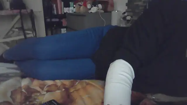 Snapshot of luanahot1 chatting on February 16, 2026, 12:59 pm luanahot1 online show from February 16, 2026, 12:59 pm