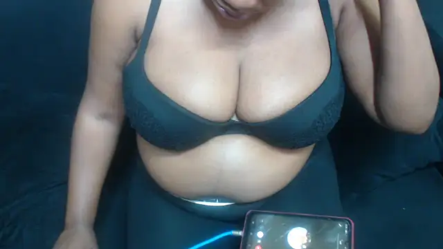 Snapshot of BustyNina41XX chatting on March 25, 2026, 8:30 pm BustyNina41XX online show from March 25, 2026, 8:30 pm