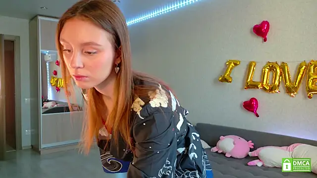 KateNickson online show from February 19, 2026, 6:10 am