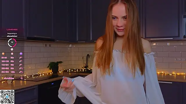 Snapshot of Crystal_Diva chatting on February 26, 2026, 8:25 am Crystal Diva online show from February 26, 2026, 8:25 am