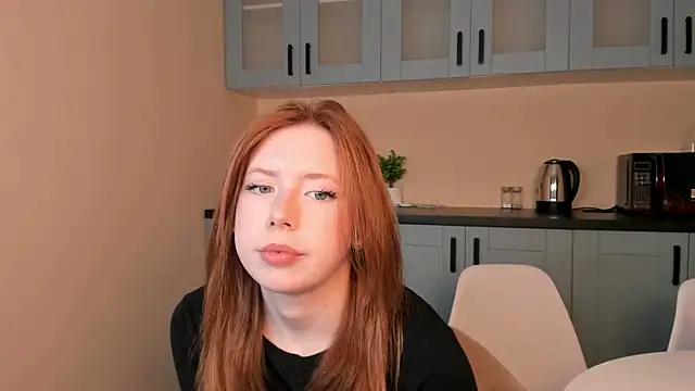 Snapshot of StellaBev chatting on April 1, 2026, 8:06 pm StellaBev online show from April 1, 2026, 8:06 pm