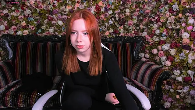 Snapshot of StellaBev chatting on March 6, 2026, 5:24 am StellaBev online show from March 6, 2026, 5:24 am