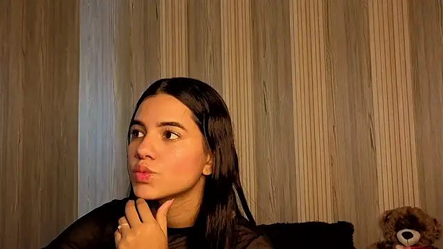 Isabellaa Rosee online show from July 22, 2026, 7:27 pm