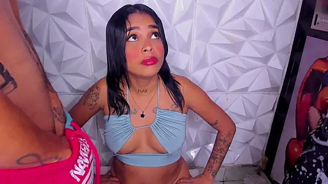 Snapshot of wild_little_bitch2026_x chatting on March 31, 2026, 4:25 am wild little bitch2026 x online show from March 31, 2026, 4:25 am