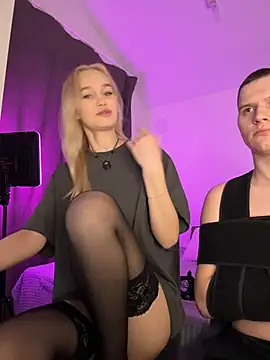 Kristina Maks online show from March 3, 2026, 8:38 pm