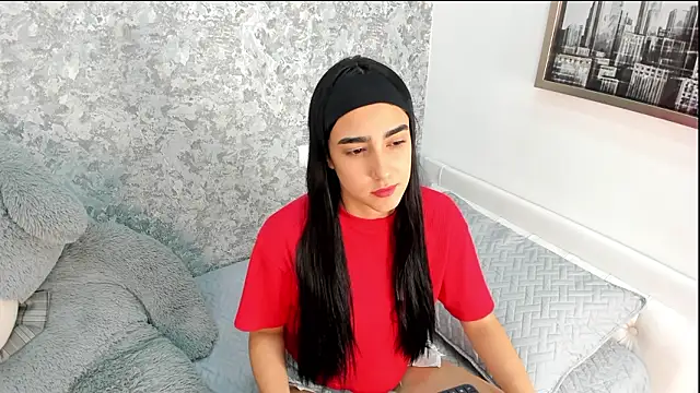 Snapshot of Anika_H chatting on March 15, 2026, 12:12 pm Anika H online show from March 15, 2026, 12:12 pm