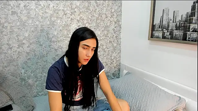 Snapshot of Anika_H chatting on March 22, 2026, 12:18 pm Anika H online show from March 22, 2026, 12:18 pm