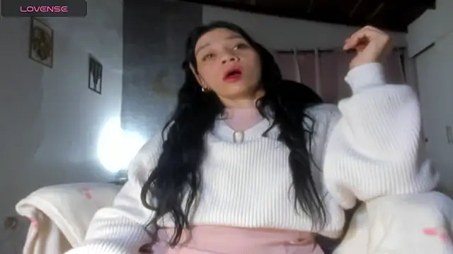 Snapshot of baileyadamms chatting on March 8, 2026, 11:08 pm baileyadamms online show from March 8, 2026, 11:08 pm