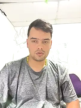 angel leon01 online show from April 28, 2026, 5:56 am
