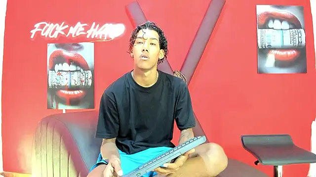 GREEN BOYS online show from February 19, 2026, 7:27 am