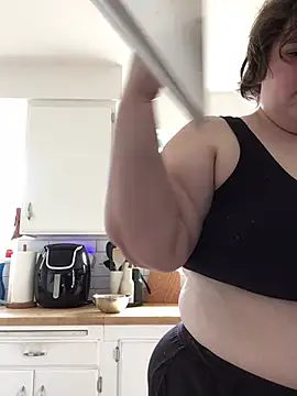 plushietoy online show from March 7, 2026, 6:02 pm