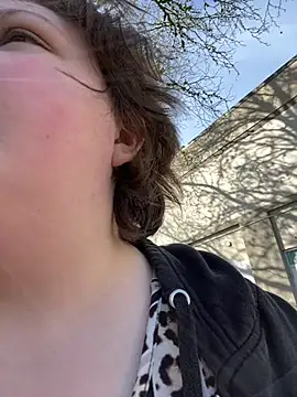 plushietoy online show from March 14, 2026, 6:03 pm