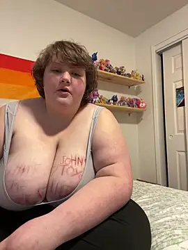 plushietoy online show from March 13, 2026, 8:36 pm