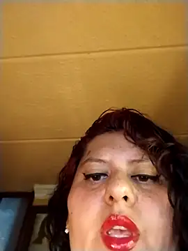 chanelxoxo18 online show from March 20, 2026, 11:28 pm